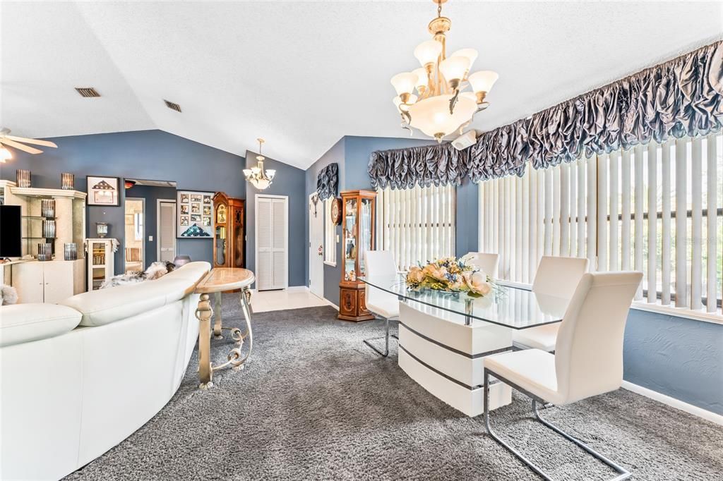 For Sale: $425,000 (3 beds, 2 baths, 1959 Square Feet)