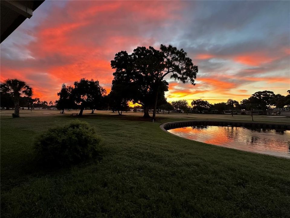 For Sale: $169,900 (2 beds, 2 baths, 1152 Square Feet)