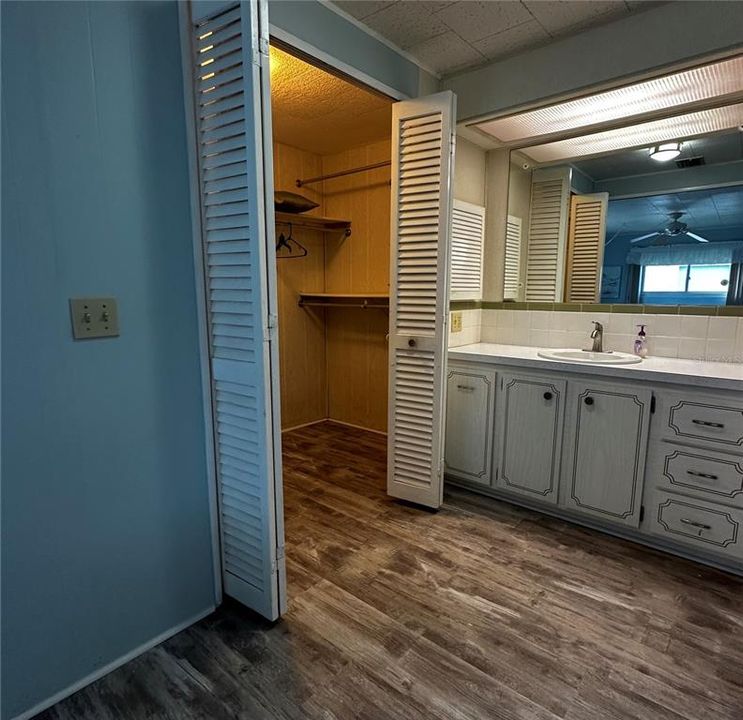 For Sale: $169,900 (2 beds, 2 baths, 1152 Square Feet)