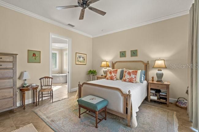 En Venta: $850,000 (4 camas, 3 baños, 2712 Pies cuadrados)