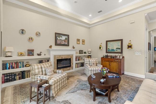 En Venta: $850,000 (4 camas, 3 baños, 2712 Pies cuadrados)