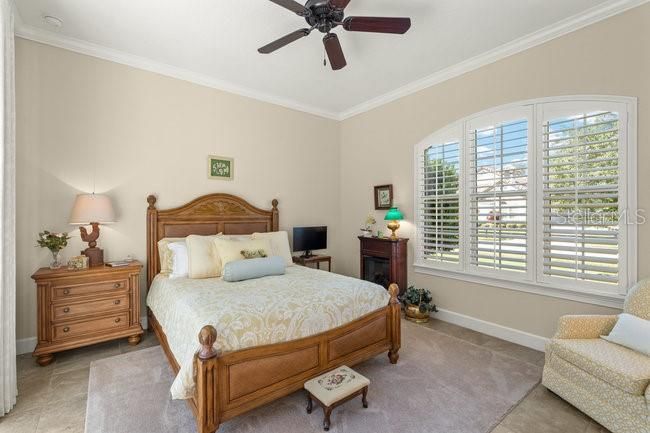 En Venta: $850,000 (4 camas, 3 baños, 2712 Pies cuadrados)