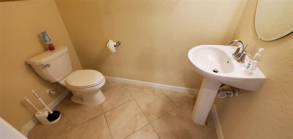 En Renta: $5,300 (3 camas, 2 baños, 1949 Pies cuadrados)