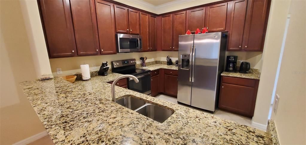 En Renta: $5,300 (3 camas, 2 baños, 1949 Pies cuadrados)