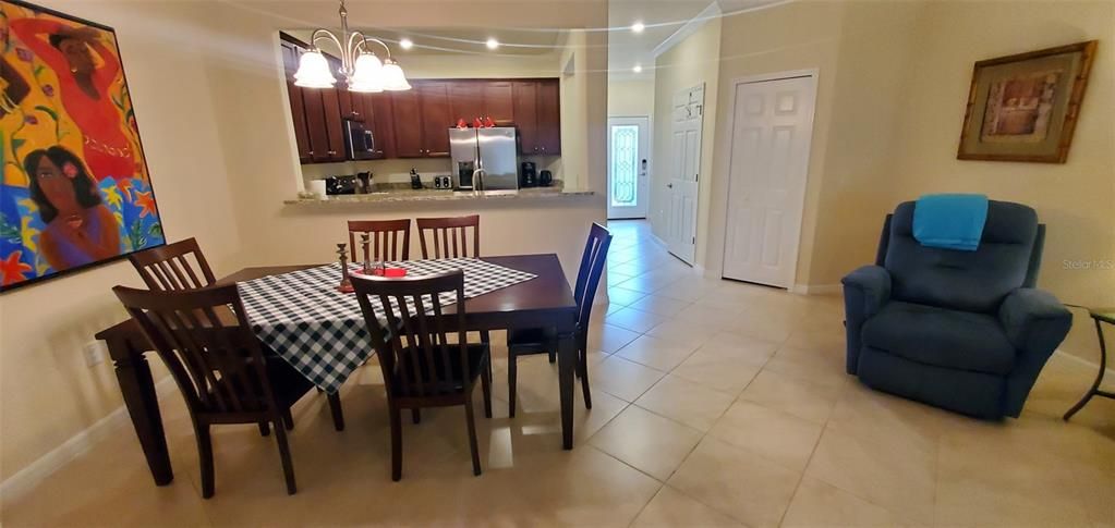 En Renta: $5,300 (3 camas, 2 baños, 1949 Pies cuadrados)