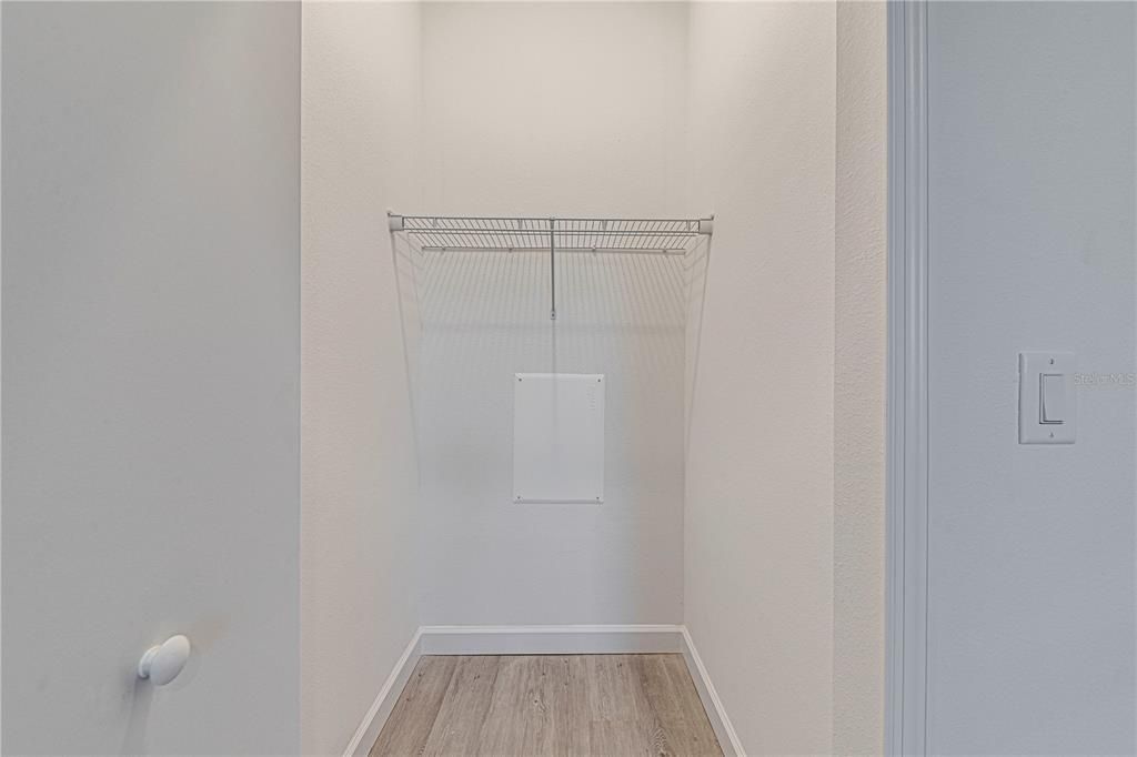 Active With Contract: $329,999 (5 beds, 4 baths, 1671 Square Feet)