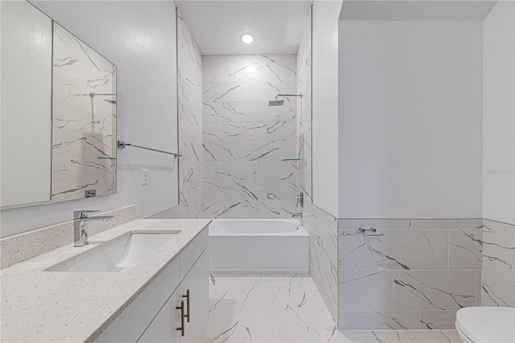 Active With Contract: $329,999 (5 beds, 4 baths, 1671 Square Feet)