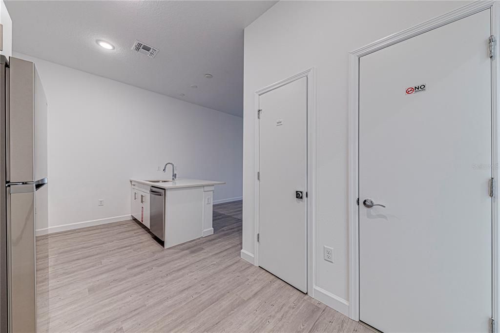 Active With Contract: $329,999 (5 beds, 4 baths, 1671 Square Feet)