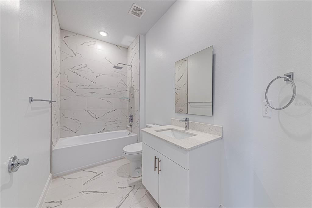 Active With Contract: $329,999 (5 beds, 4 baths, 1671 Square Feet)