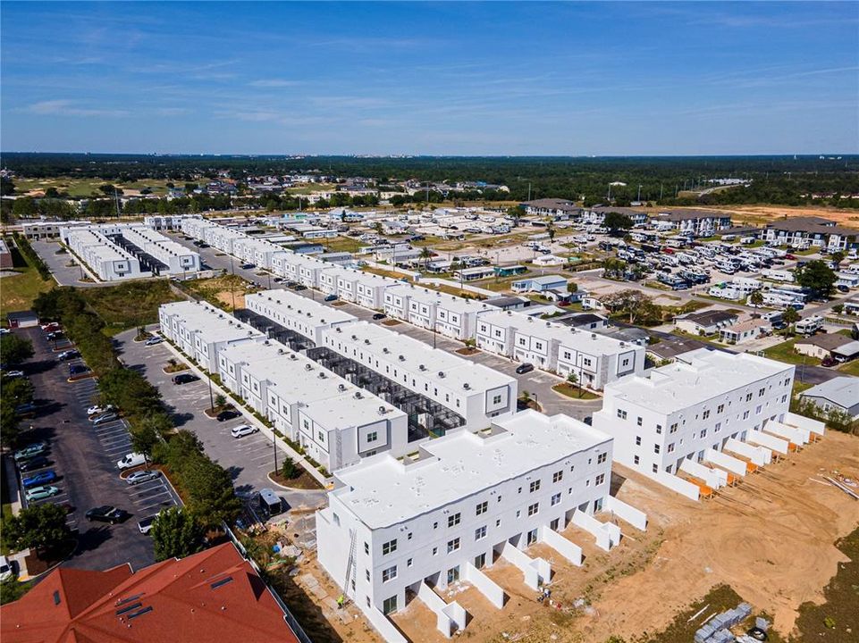 Active With Contract: $329,999 (5 beds, 4 baths, 1671 Square Feet)