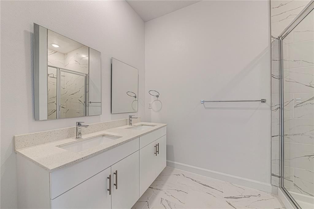 Active With Contract: $329,999 (5 beds, 4 baths, 1671 Square Feet)