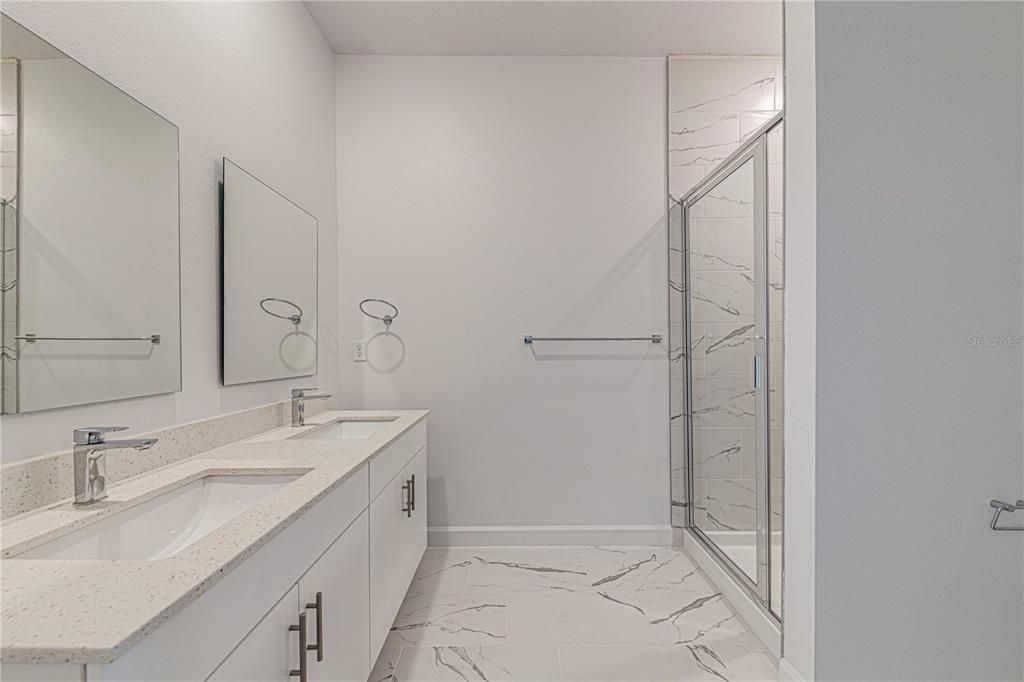 Active With Contract: $329,999 (5 beds, 4 baths, 1671 Square Feet)