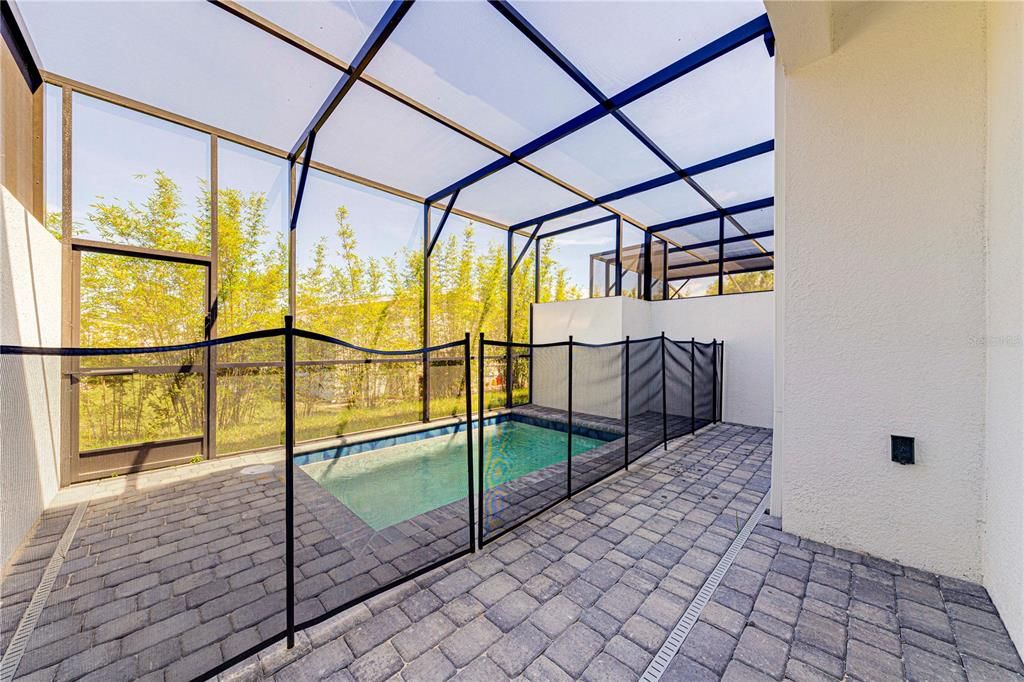 Active With Contract: $329,999 (5 beds, 4 baths, 1671 Square Feet)