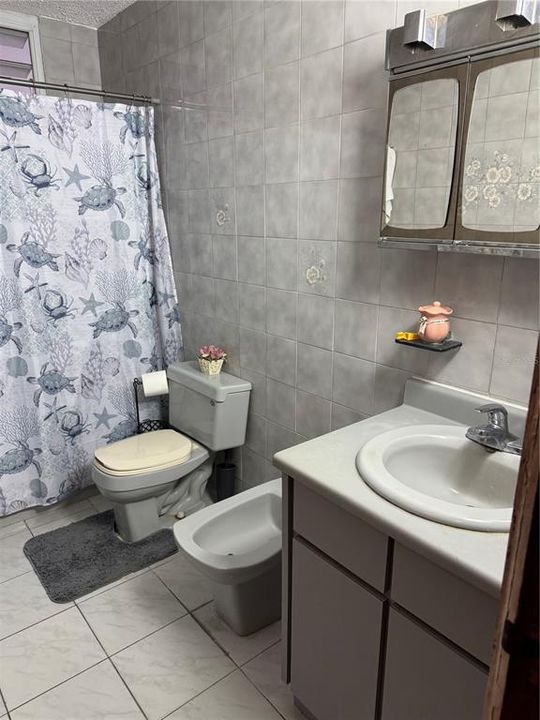 На продажу: $435,000 (3 спален, 2 ванн, 1900 Квадратных фут)