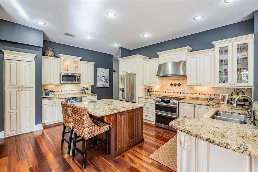 待售: $1,099,000 (4 贝兹, 3 浴室, 2988 平方英尺)