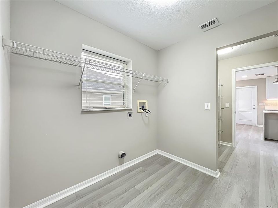 待售: $549,900 (4 贝兹, 3 浴室, 3069 平方英尺)