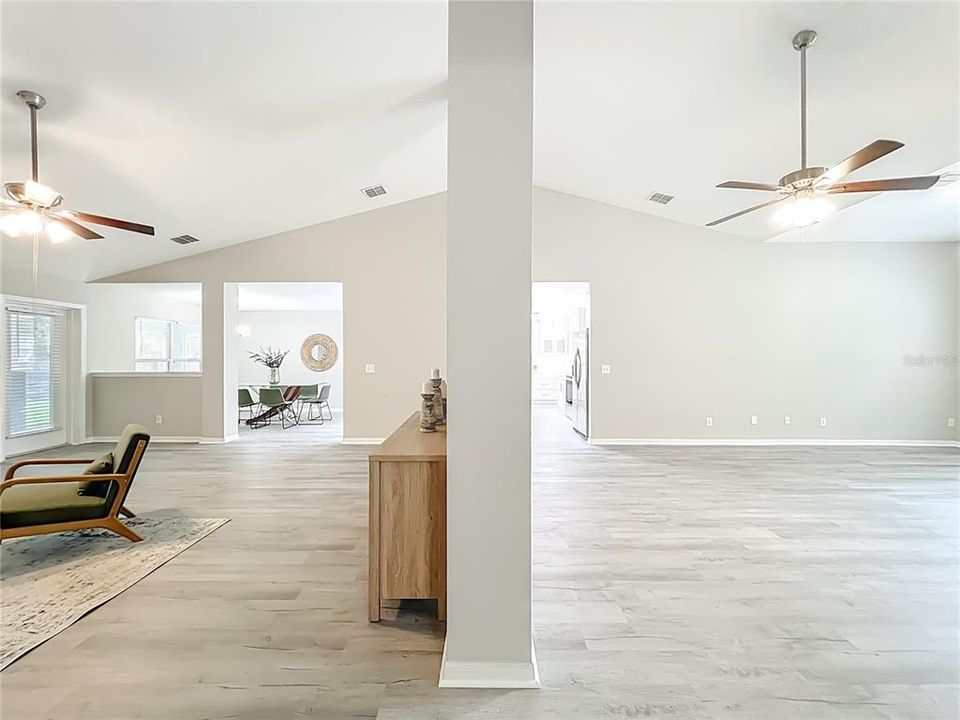 待售: $549,900 (4 贝兹, 3 浴室, 3069 平方英尺)