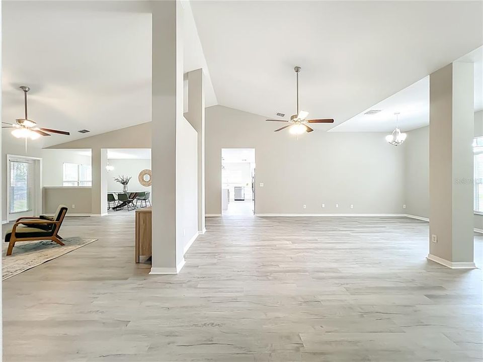 待售: $549,900 (4 贝兹, 3 浴室, 3069 平方英尺)