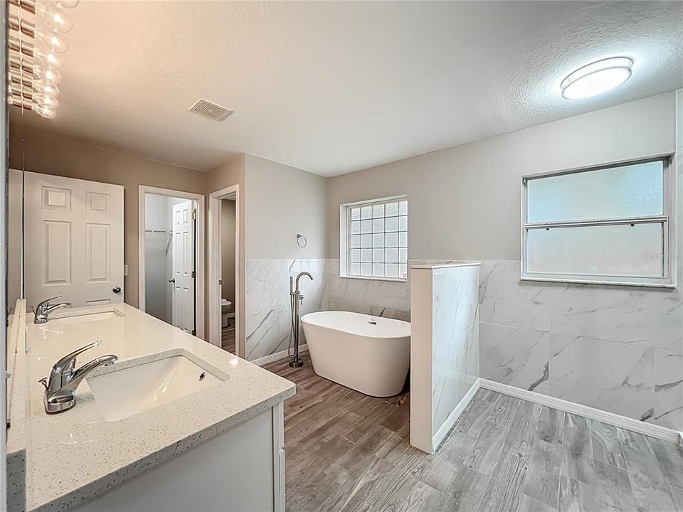 待售: $549,900 (4 贝兹, 3 浴室, 3069 平方英尺)