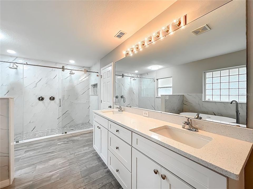 待售: $549,900 (4 贝兹, 3 浴室, 3069 平方英尺)