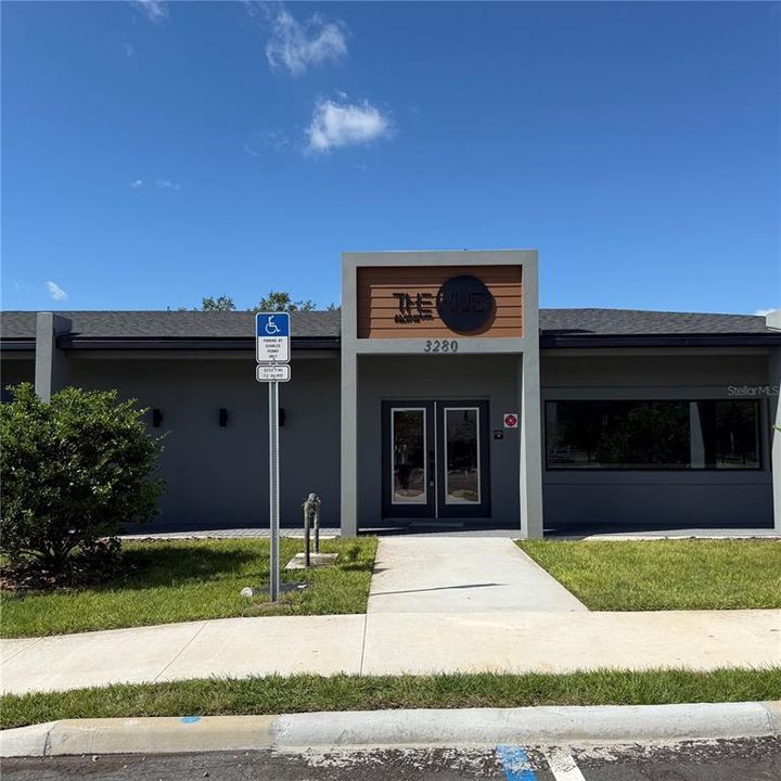 待售: $335,000 (3 贝兹, 3 浴室, 1361 平方英尺)