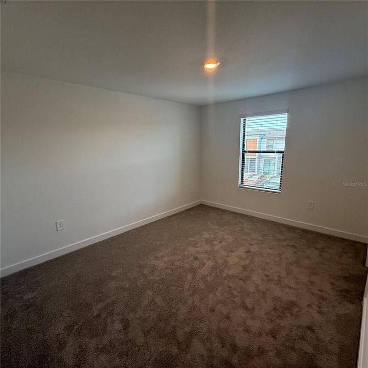 待售: $335,000 (3 贝兹, 3 浴室, 1361 平方英尺)