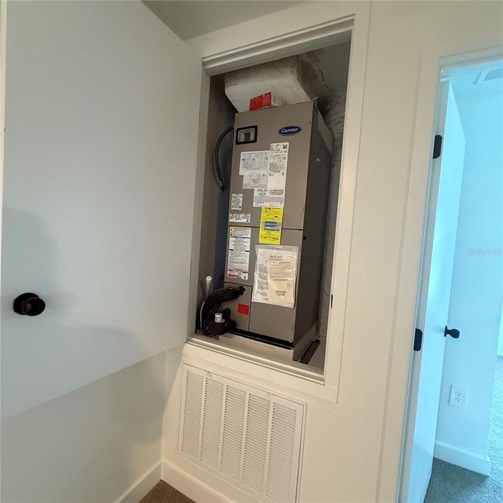 待售: $335,000 (3 贝兹, 3 浴室, 1361 平方英尺)