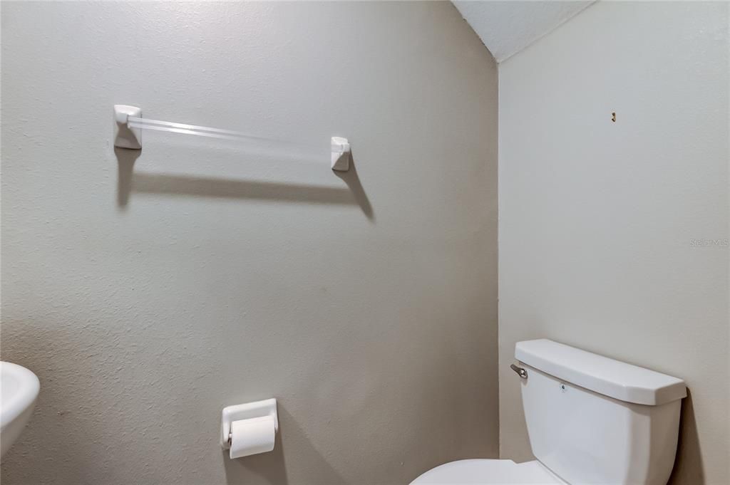 出租: $2,300 (3 贝兹, 2 浴室, 1634 平方英尺)