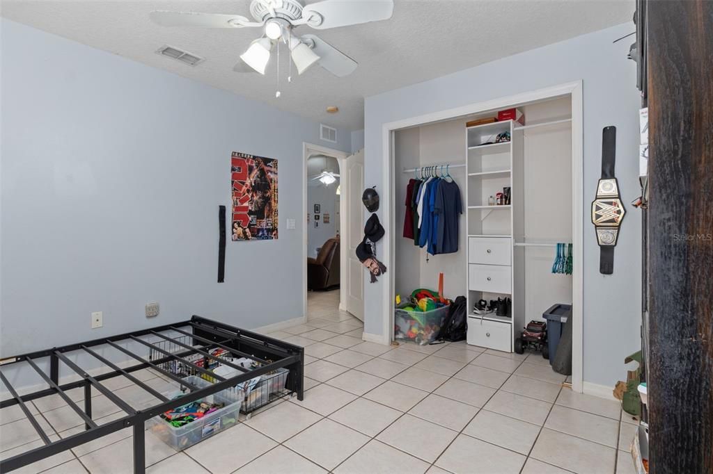 En Venta: $299,000 (3 camas, 2 baños, 1745 Pies cuadrados)