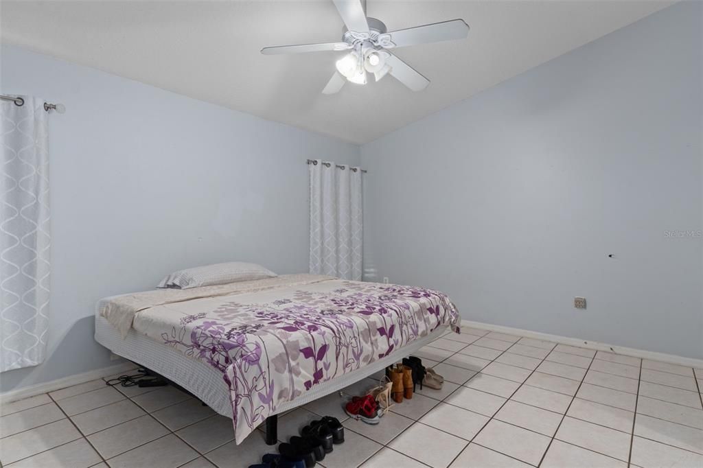 En Venta: $299,000 (3 camas, 2 baños, 1745 Pies cuadrados)