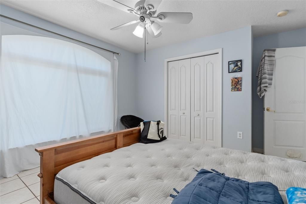 En Venta: $299,000 (3 camas, 2 baños, 1745 Pies cuadrados)