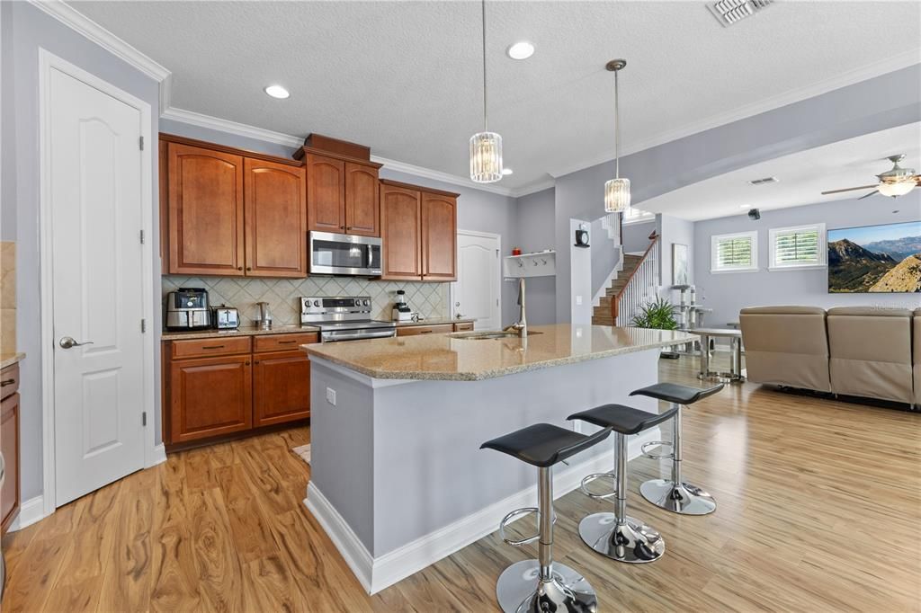 На продажу: $745,000 (4 спален, 2 ванн, 2745 Квадратных фут)