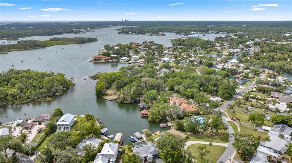 For Sale: $618,999 (3 beds, 2 baths, 1964 Square Feet)