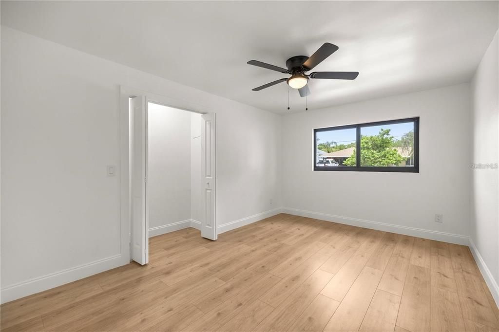 For Sale: $618,999 (3 beds, 2 baths, 1964 Square Feet)