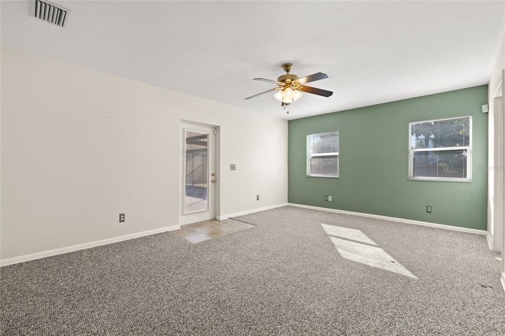 For Sale: $391,000 (3 beds, 2 baths, 1720 Square Feet)