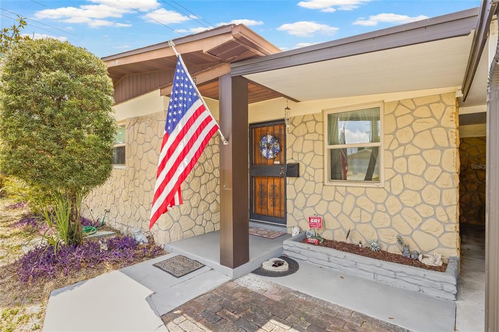 For Sale: $391,000 (3 beds, 2 baths, 1720 Square Feet)