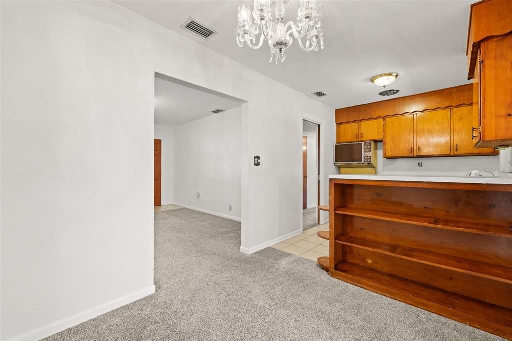 For Sale: $391,000 (3 beds, 2 baths, 1720 Square Feet)