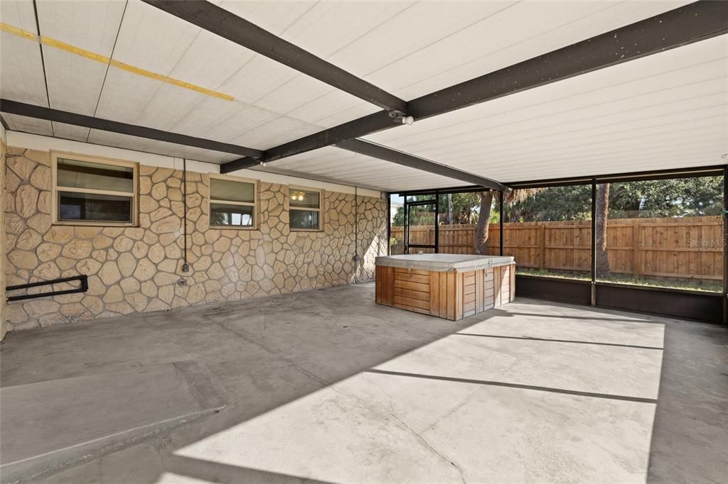 For Sale: $391,000 (3 beds, 2 baths, 1720 Square Feet)