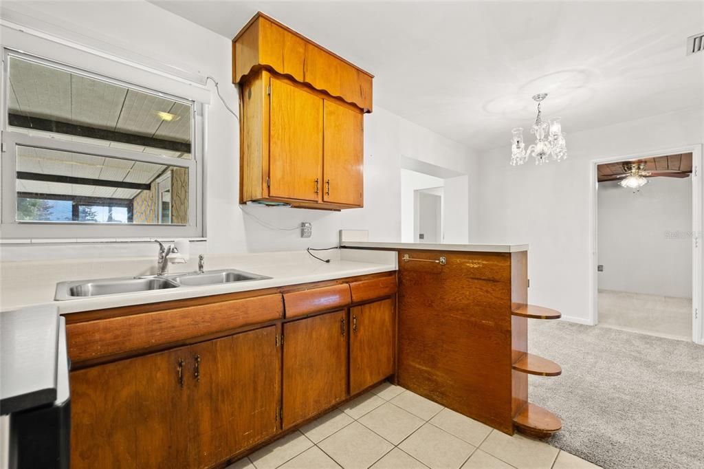 For Sale: $391,000 (3 beds, 2 baths, 1720 Square Feet)