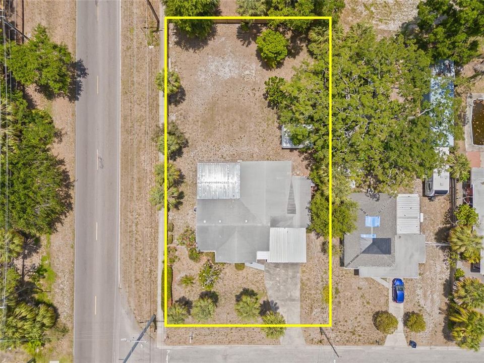 For Sale: $391,000 (3 beds, 2 baths, 1720 Square Feet)