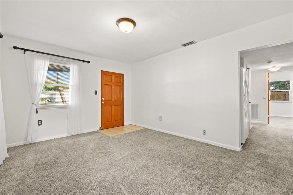 For Sale: $391,000 (3 beds, 2 baths, 1720 Square Feet)