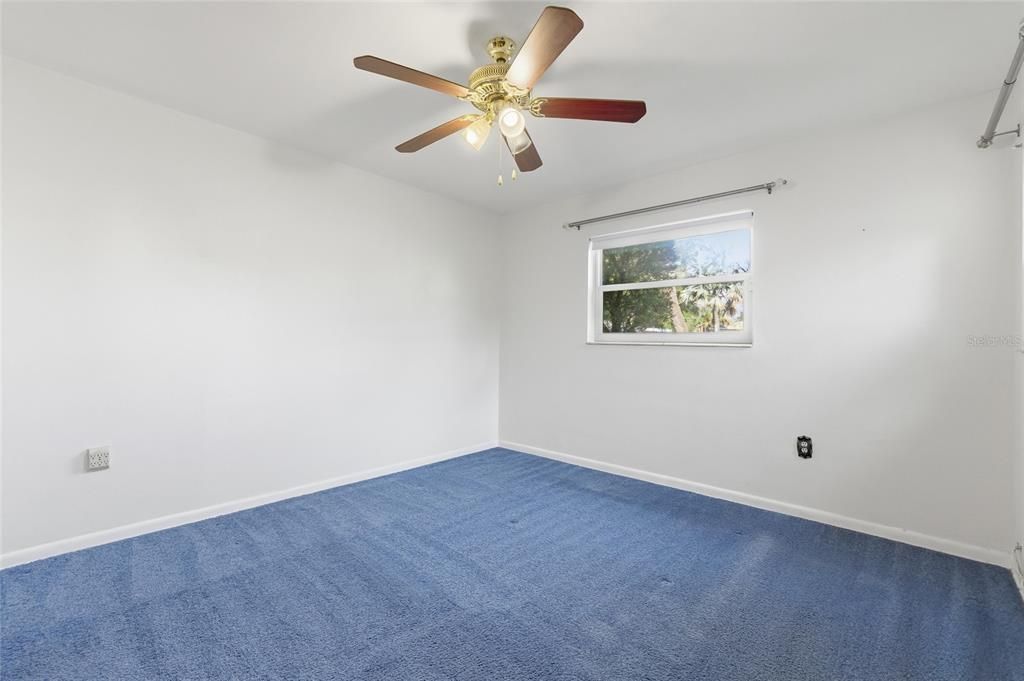 For Sale: $391,000 (3 beds, 2 baths, 1720 Square Feet)