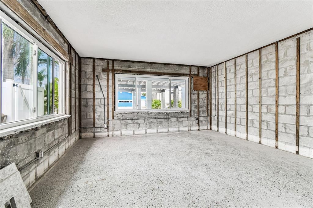 Под контрактом: $675,000 (3 спален, 0 ванн, 2138 Квадратных фут)