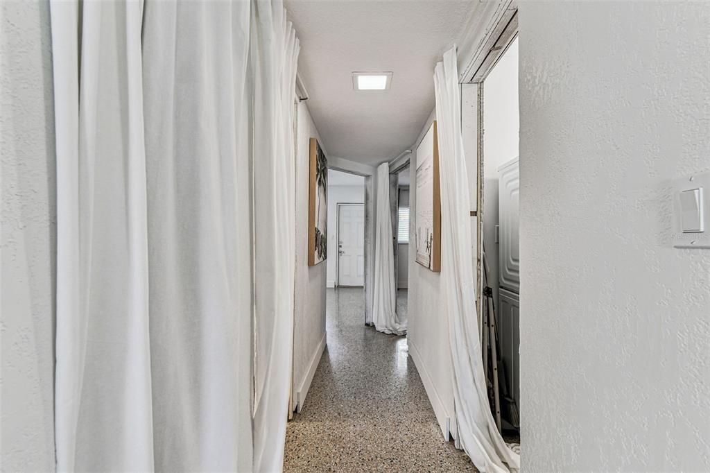 Под контрактом: $675,000 (3 спален, 0 ванн, 2138 Квадратных фут)