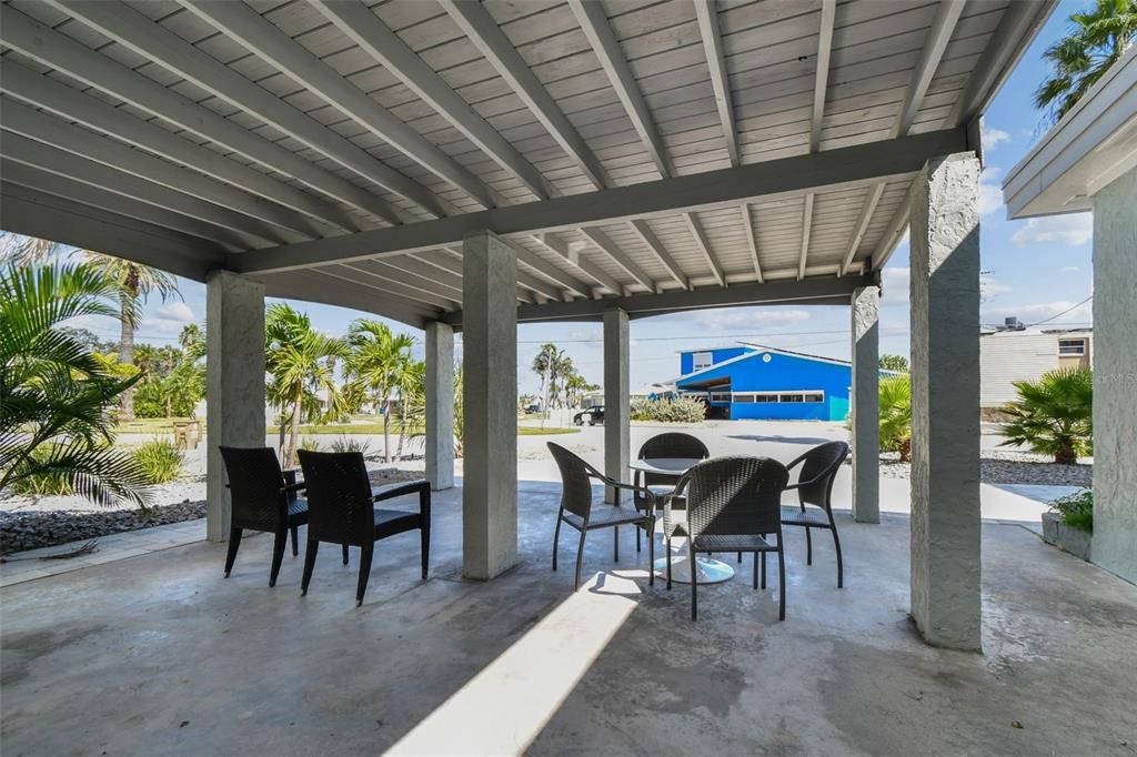 Под контрактом: $675,000 (3 спален, 0 ванн, 2138 Квадратных фут)