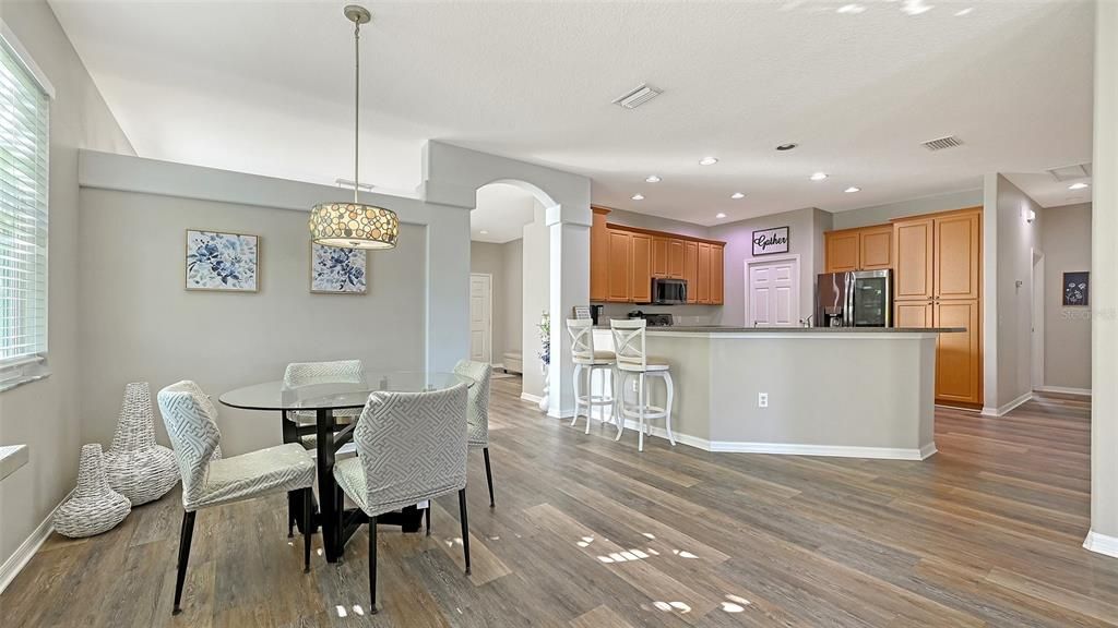 For Sale: $610,000 (4 beds, 3 baths, 2564 Square Feet)