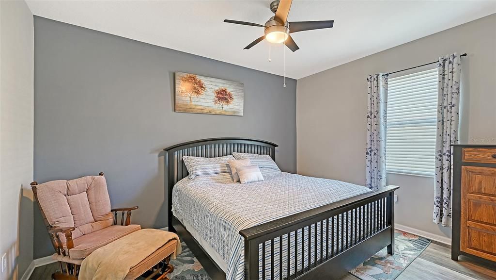 For Sale: $610,000 (4 beds, 3 baths, 2564 Square Feet)