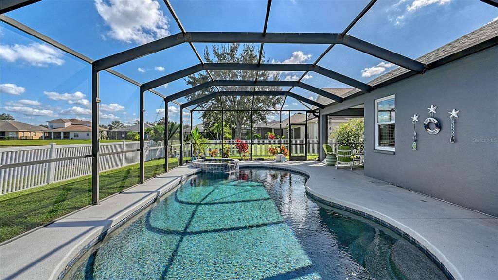 For Sale: $610,000 (4 beds, 3 baths, 2564 Square Feet)