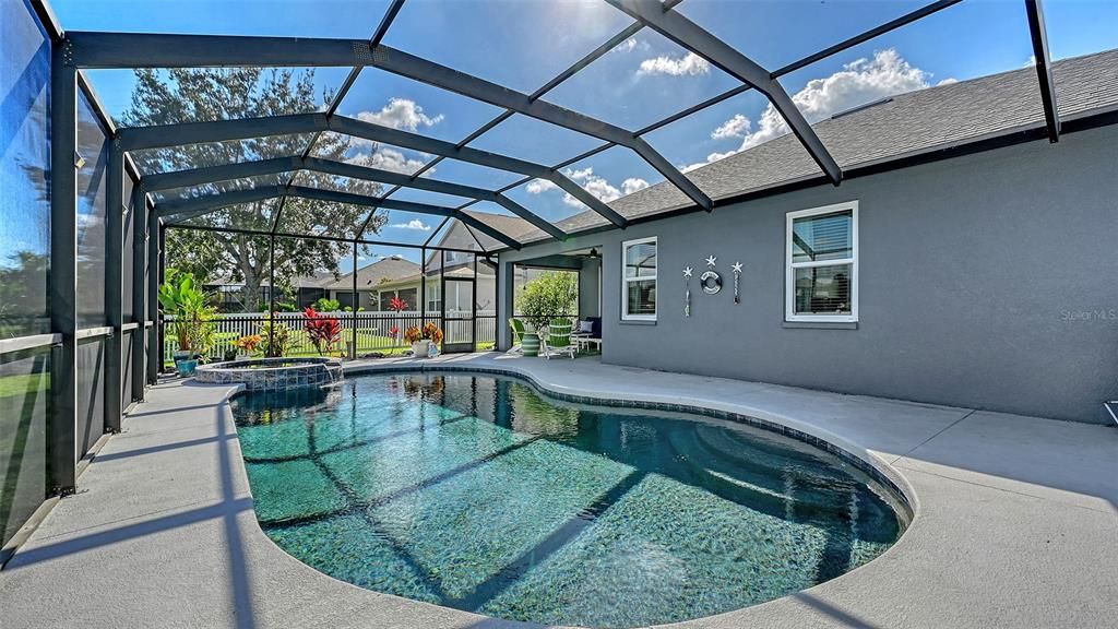 For Sale: $610,000 (4 beds, 3 baths, 2564 Square Feet)