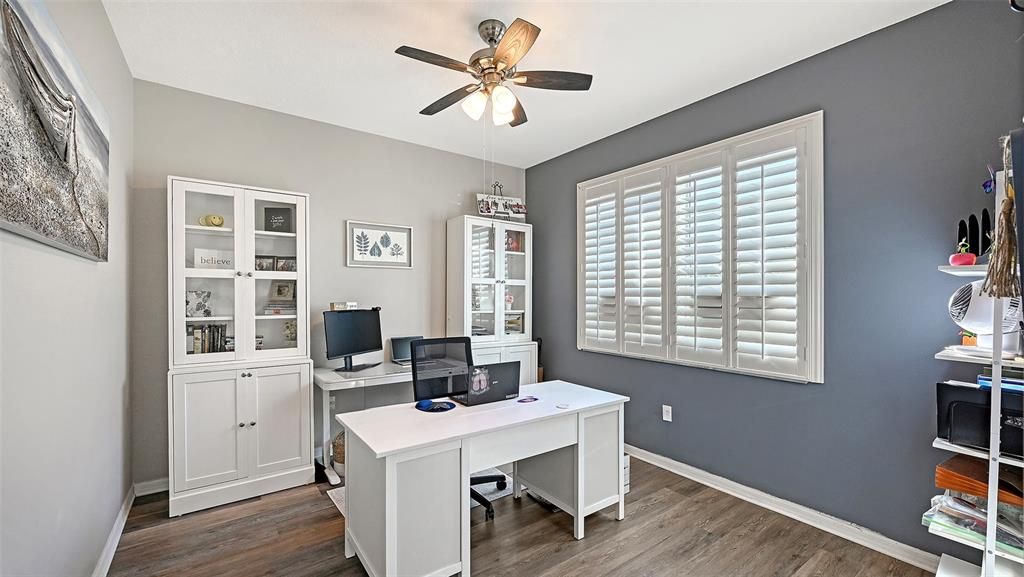 For Sale: $610,000 (4 beds, 3 baths, 2564 Square Feet)